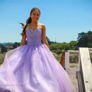 Meet your Posher, Debbie